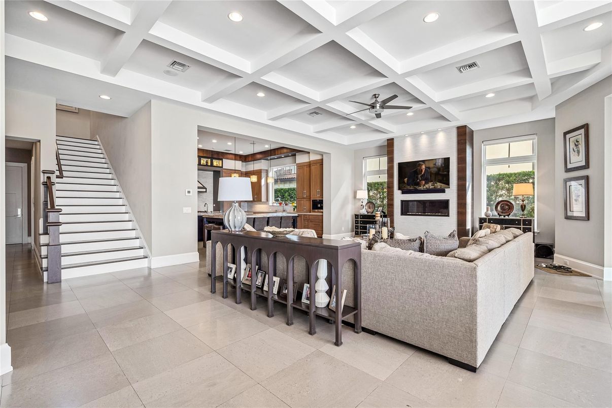 Interior, Kitchen, Living room, Pendant Lights, Recessed Lighting, Stainless Steel Appliances