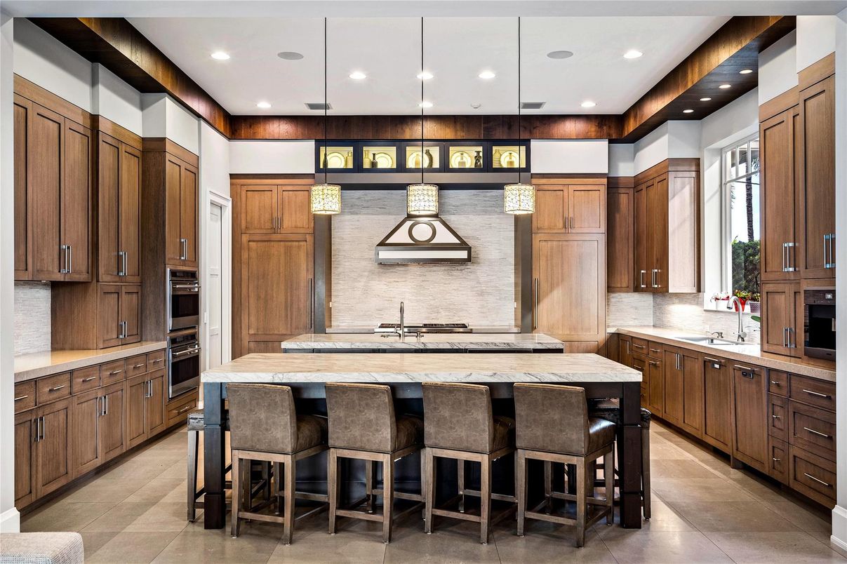 Interior, Kitchen, Pendant Lights, Recessed Lighting, Stainless Steel Appliances