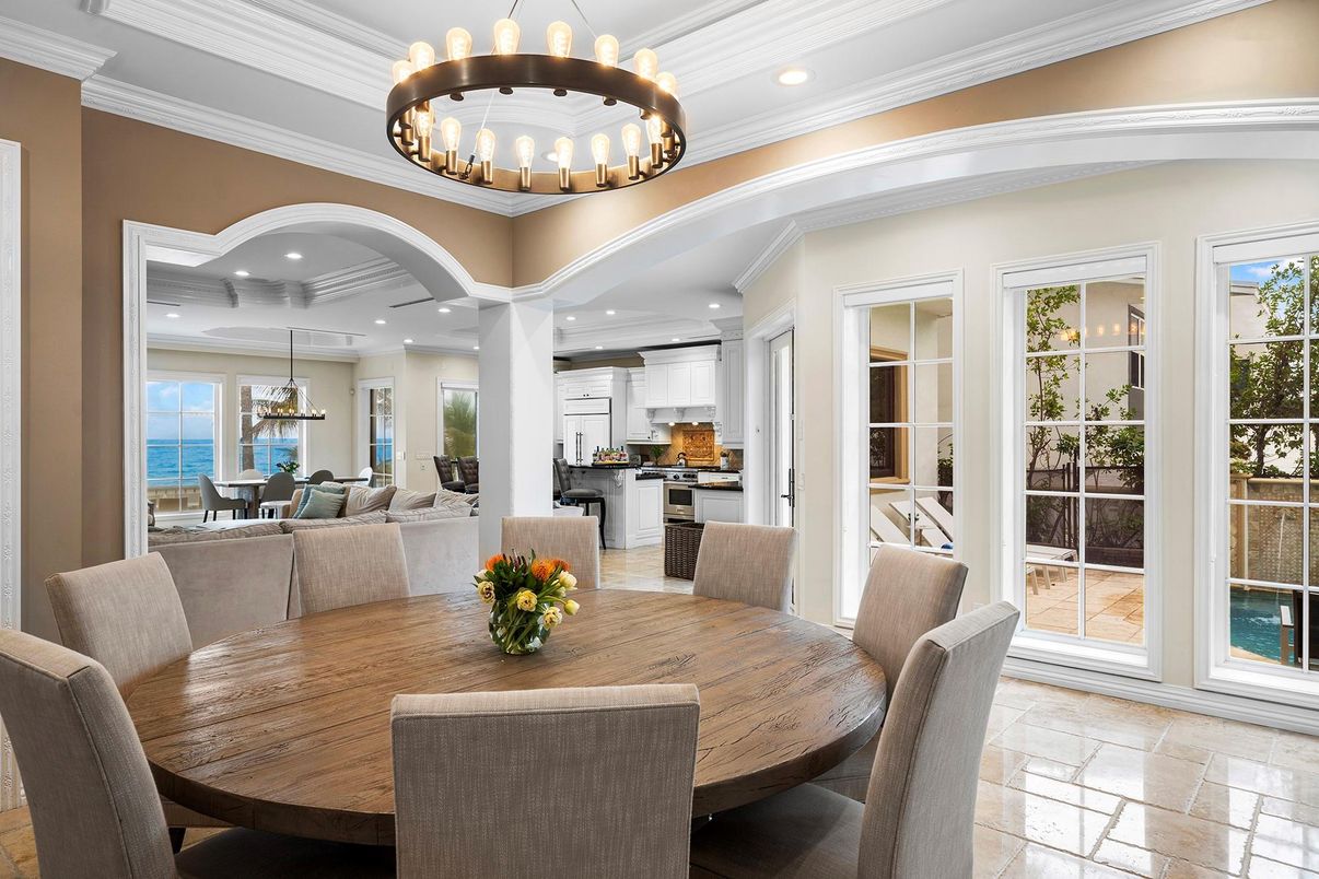 Chandelier, Dining room, Interior, Kitchen, Living room, Pendant Lights, Recessed Lighting, Water
