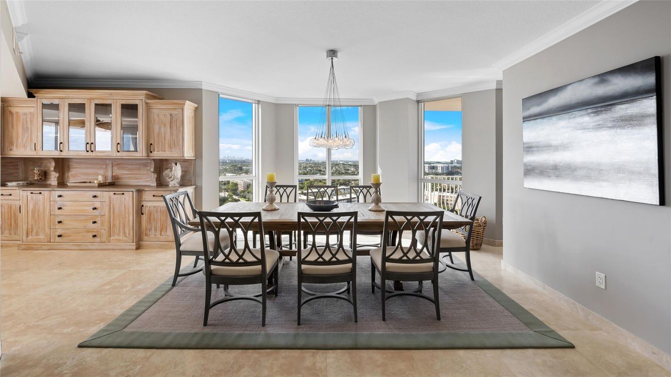 Chandelier, Dining room, Interior