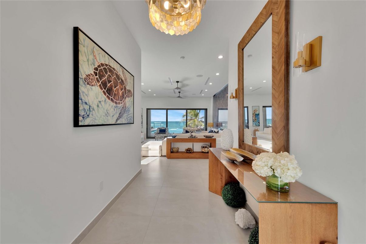Chandelier, Interior, Living room, Recessed Lighting, Water
