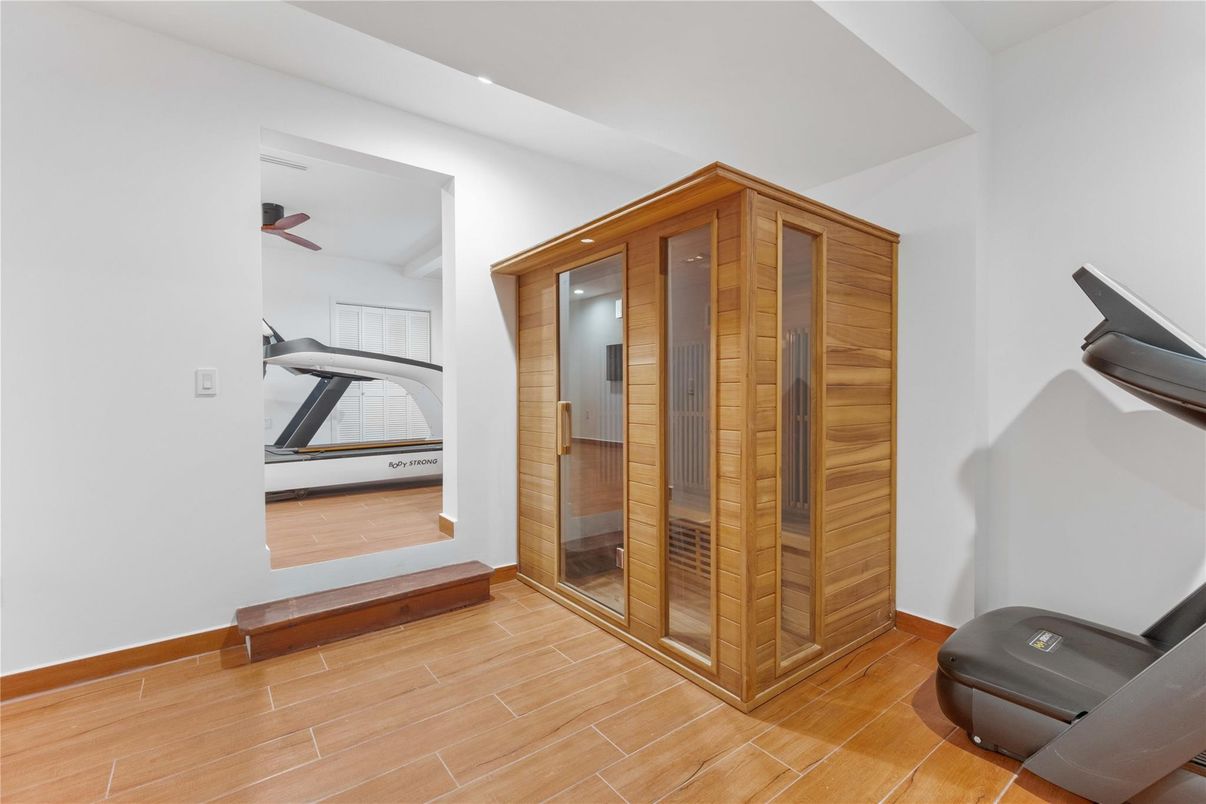 Interior, Recessed Lighting, Sauna Room
