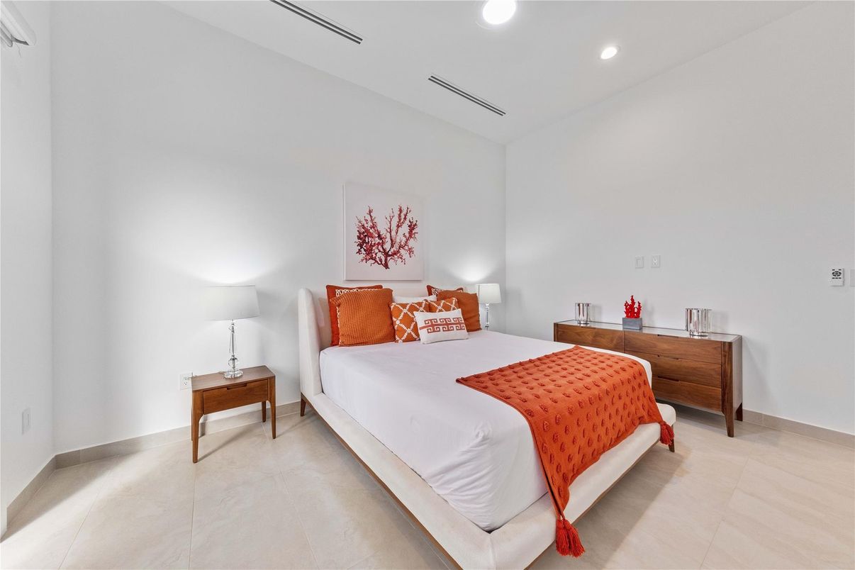 Bedroom, Interior, Recessed Lighting