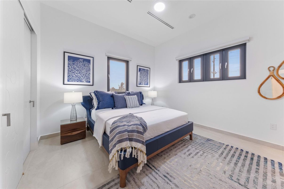 Bedroom, Interior, Recessed Lighting