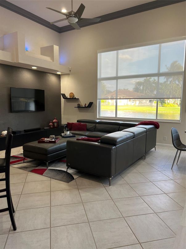 Interior, Living room, Recessed Lighting