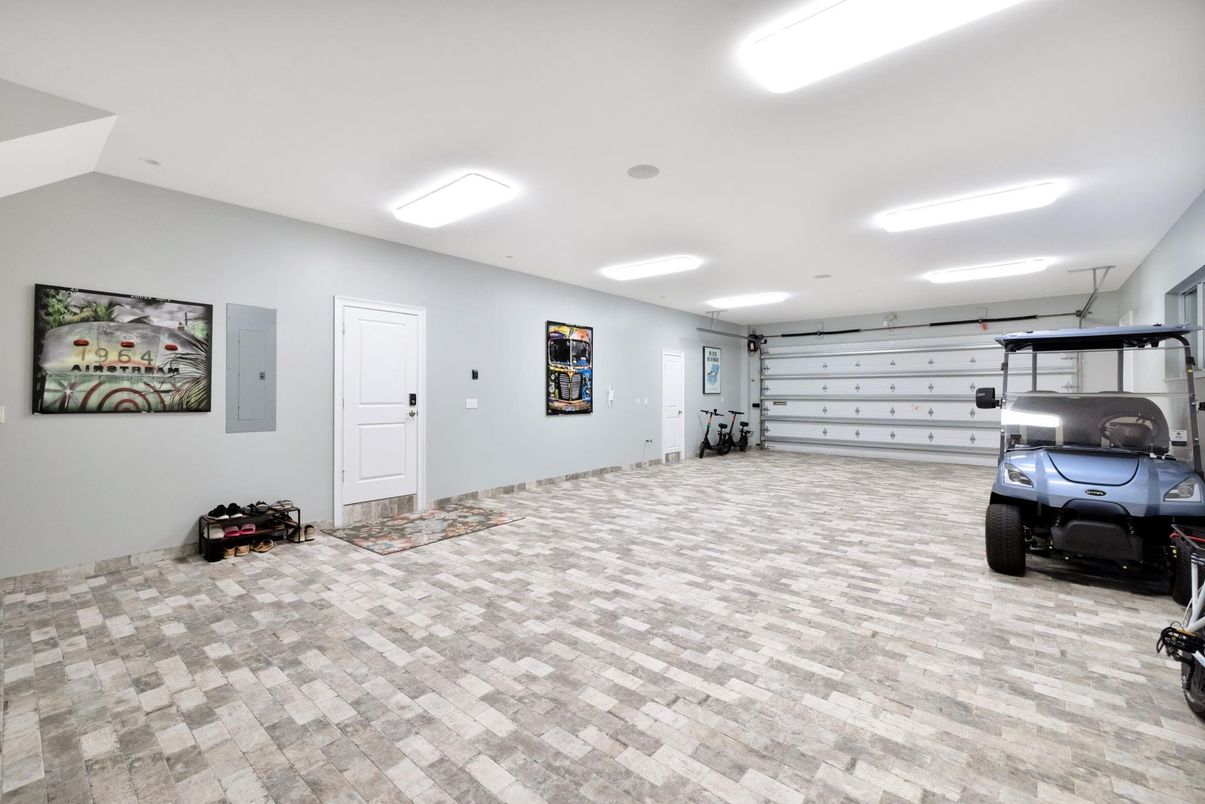 Garage, Interior, Recessed Lighting