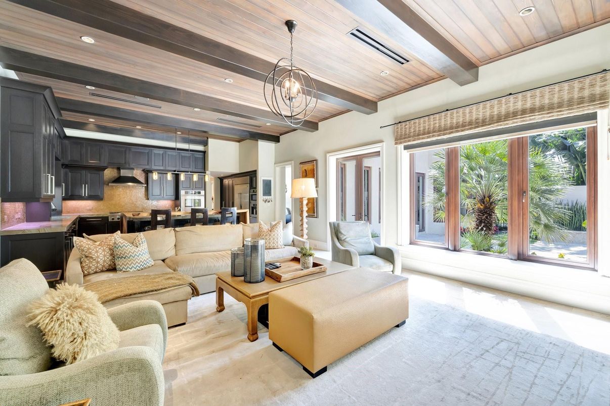 Interior, Kitchen, Living room, Pendant Lights, Recessed Lighting, Stainless Steel Appliances, Wooden Beams, Wooden Ceilings