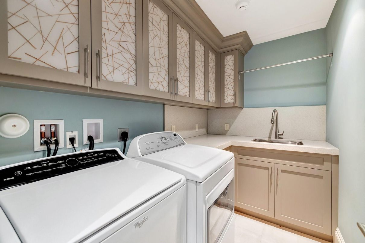 Interior, Washer