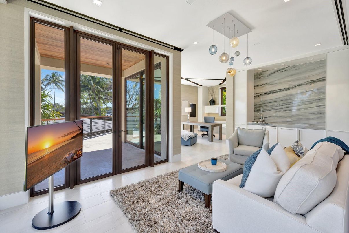 Interior, Living room, Pendant Lights, Recessed Lighting