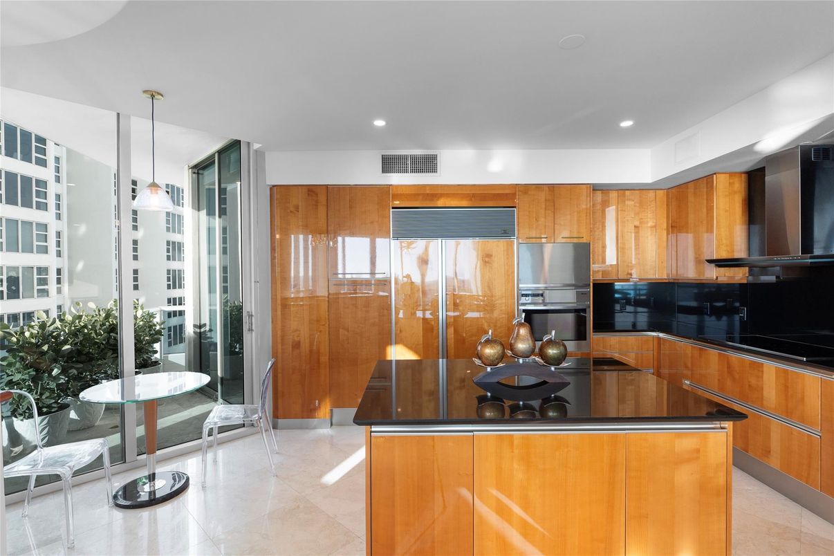 Interior, Kitchen, Pendant Lights, Recessed Lighting, Stainless Steel Appliances