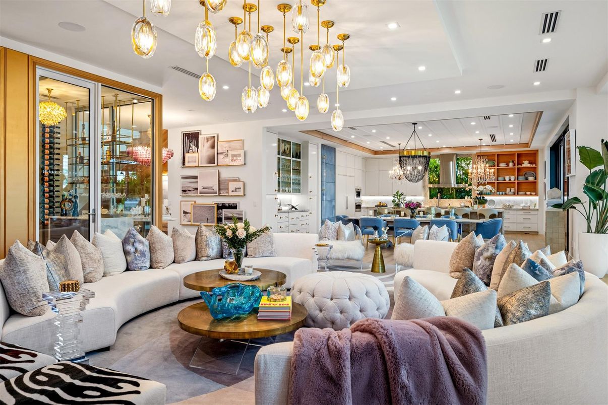 Dining room, Interior, Kitchen, Living room, Pendant Lights, Recessed Lighting