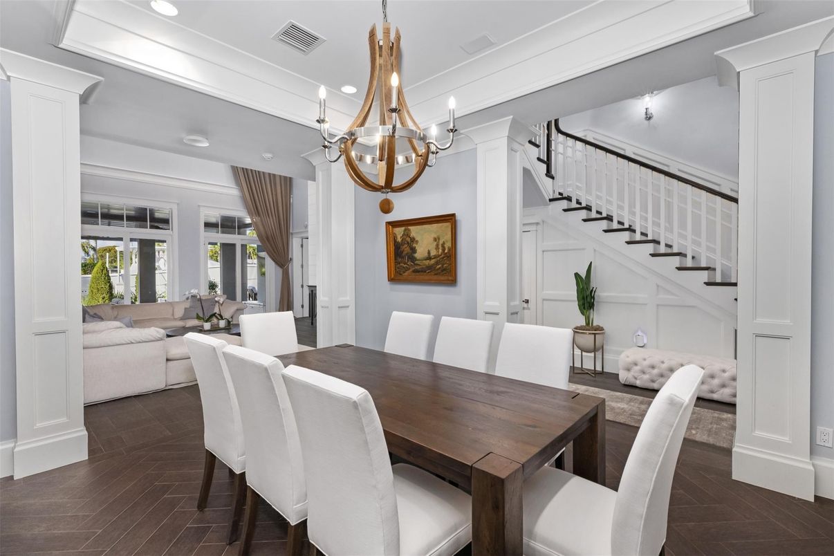 Chandelier, Dining room, Interior, Living room, Recessed Lighting, Wood Texture Flooring