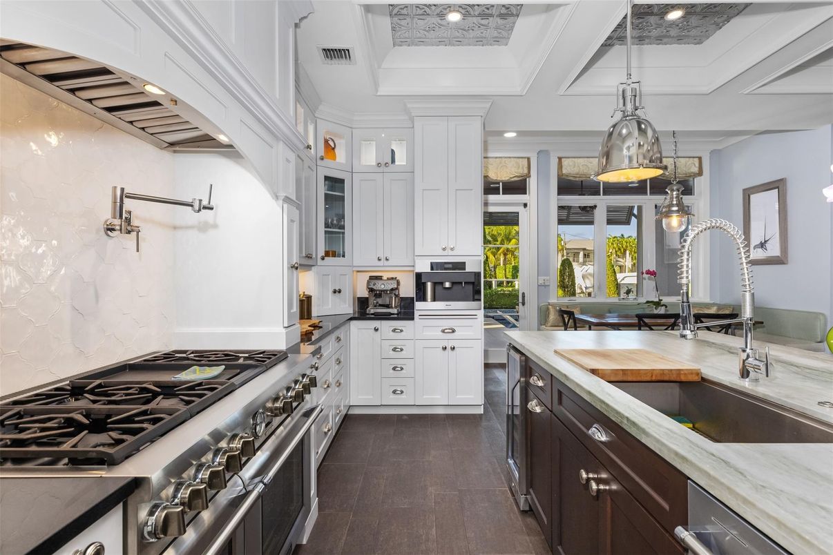 Interior, Kitchen, Pendant Lights, Recessed Lighting, Stainless Steel Appliances
