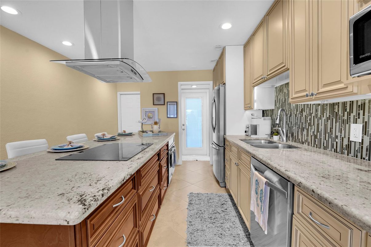Interior, Kitchen, Recessed Lighting