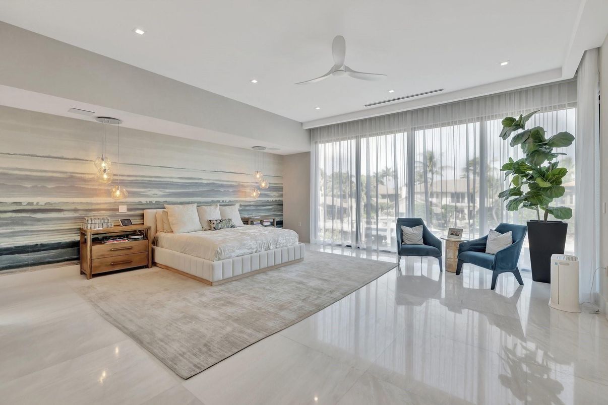 Bedroom, Interior, Pendant Lights, Recessed Lighting, Water