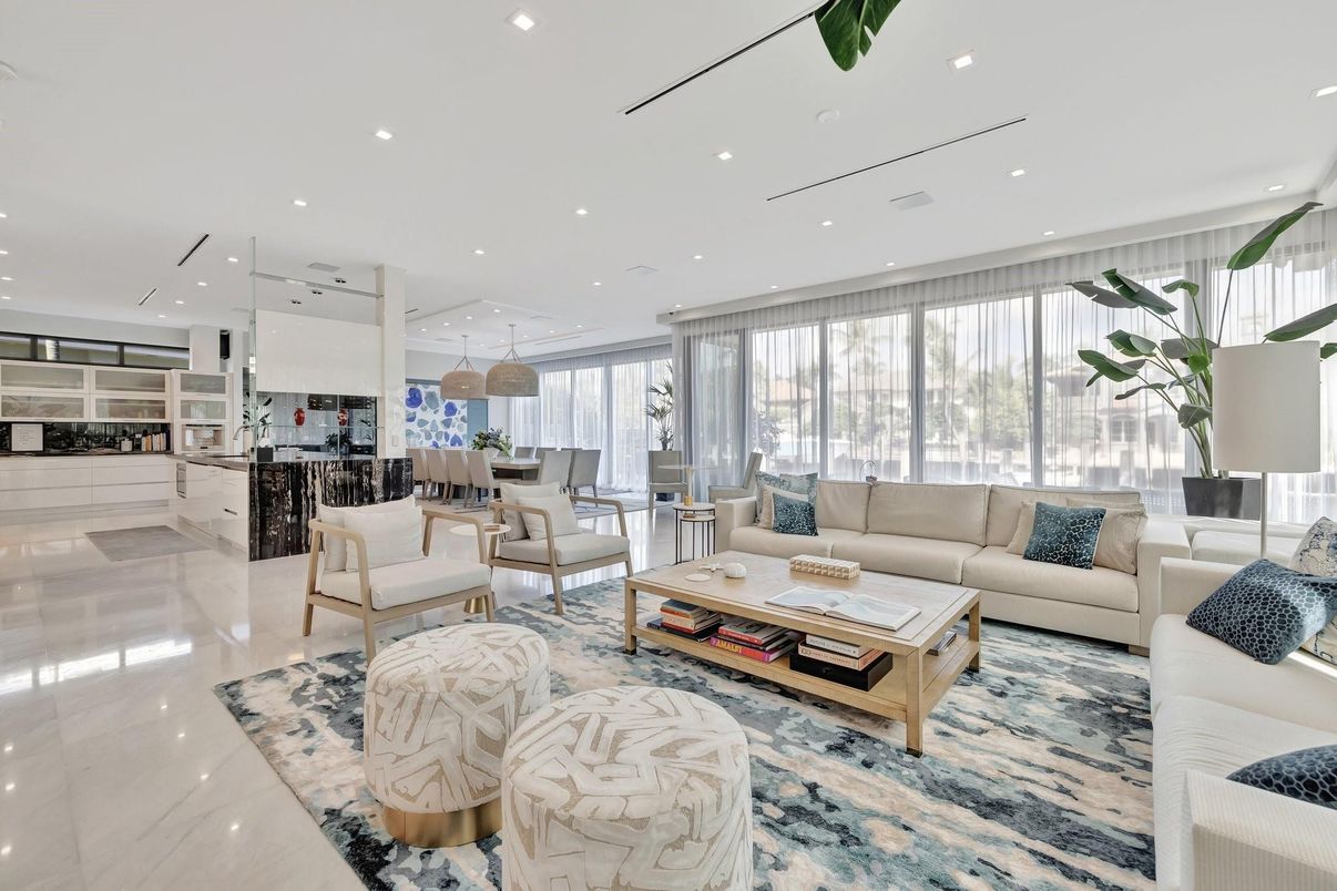 Dining room, Interior, Kitchen, Living room, Pendant Lights, Recessed Lighting