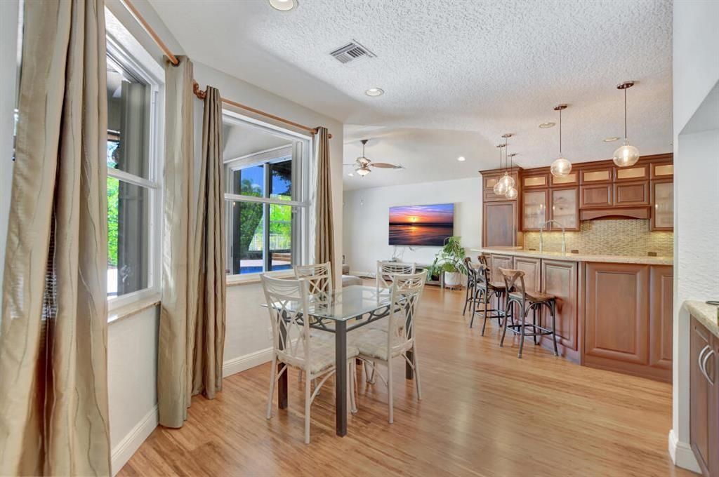Dining room, Interior, Kitchen, Pendant Lights, Recessed Lighting, Wood Texture Flooring