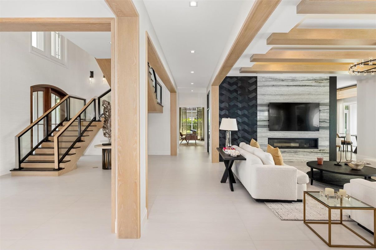 Fireplace, Interior, Living room, Recessed Lighting