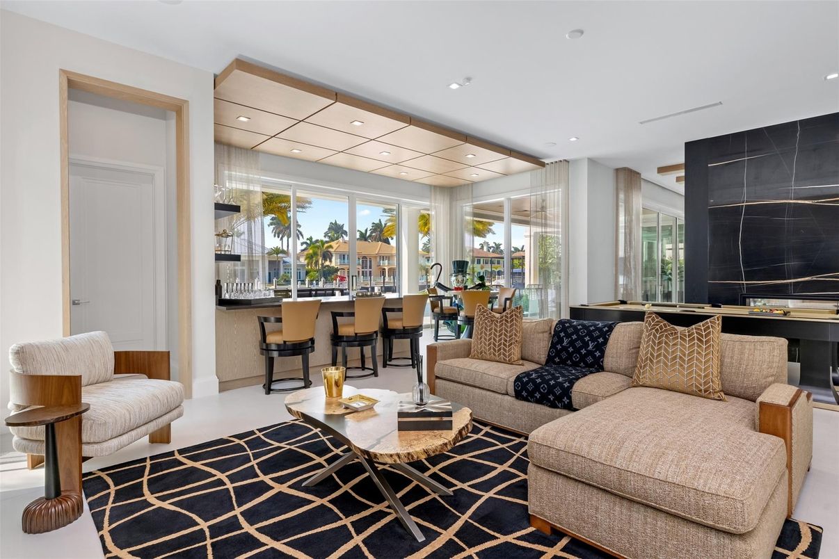Dining room, Interior, Living room, Recessed Lighting