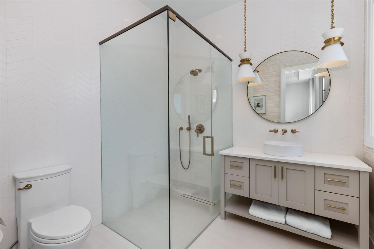 Bathroom, Glass Shower, Interior, Pendant Lights