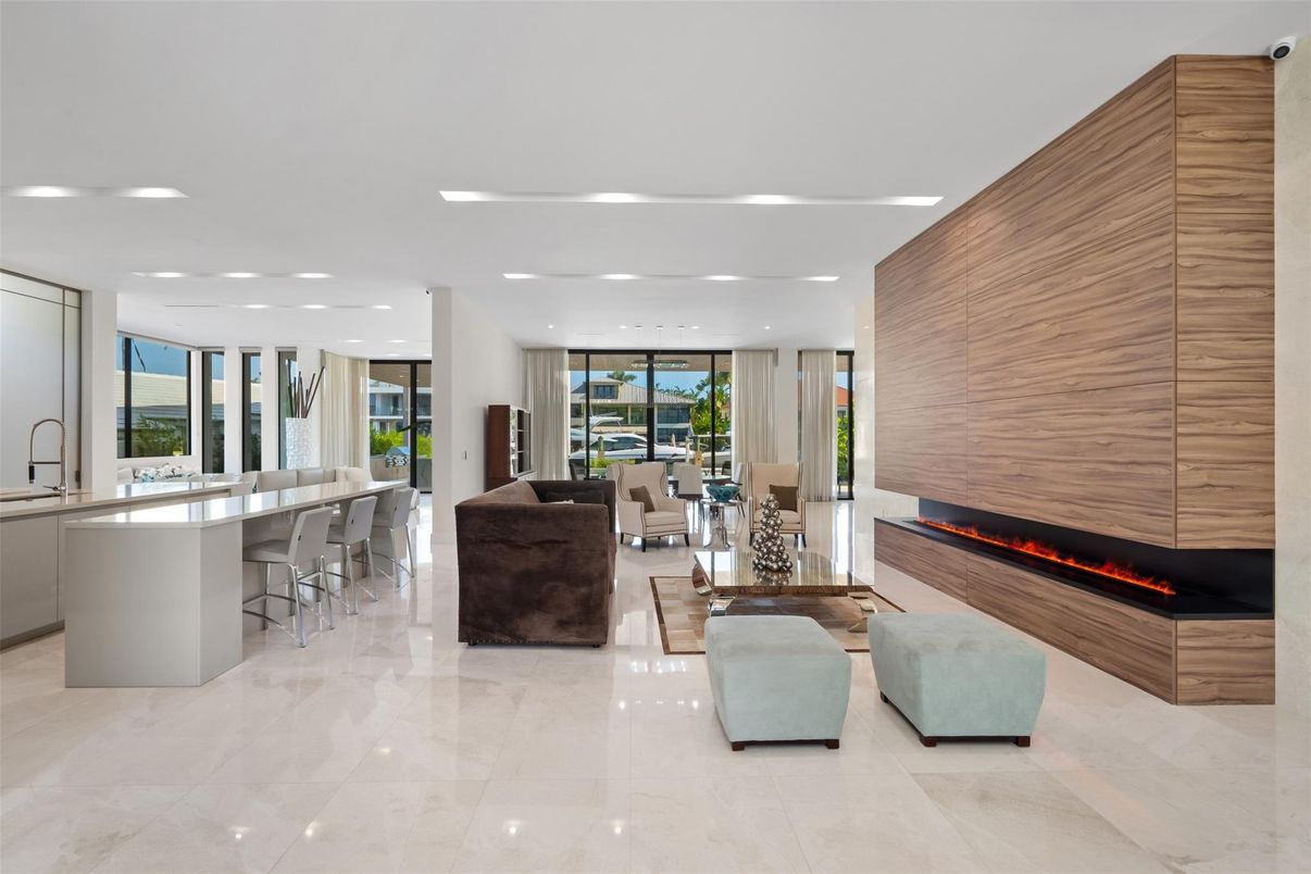 Fireplace, Interior, Living room, Recessed Lighting