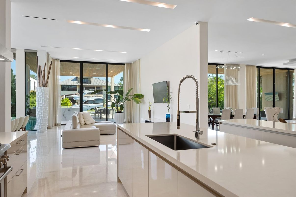 Dining room, Interior, Kitchen, Pendant Lights, Recessed Lighting