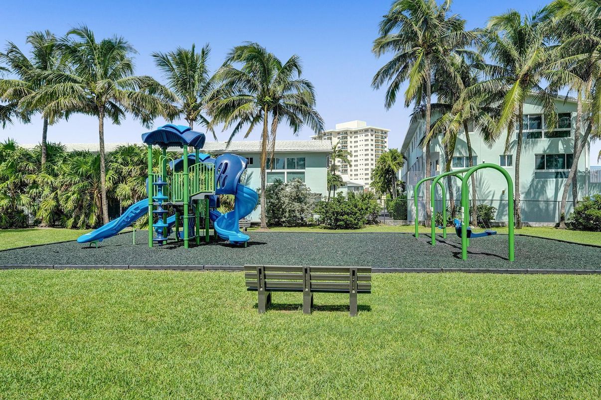 Backyard, Exterior, Playground