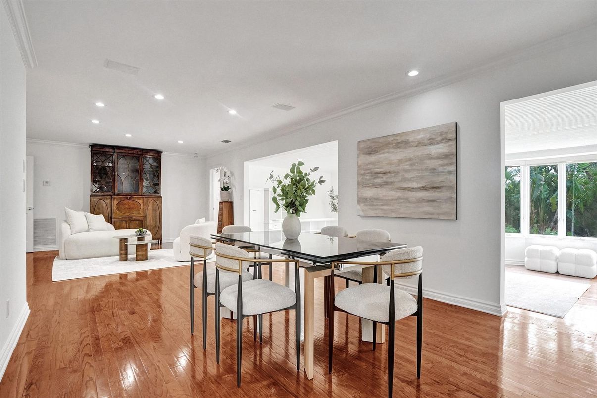 Dining room, Interior, Living room, Recessed Lighting, Wood Texture Flooring