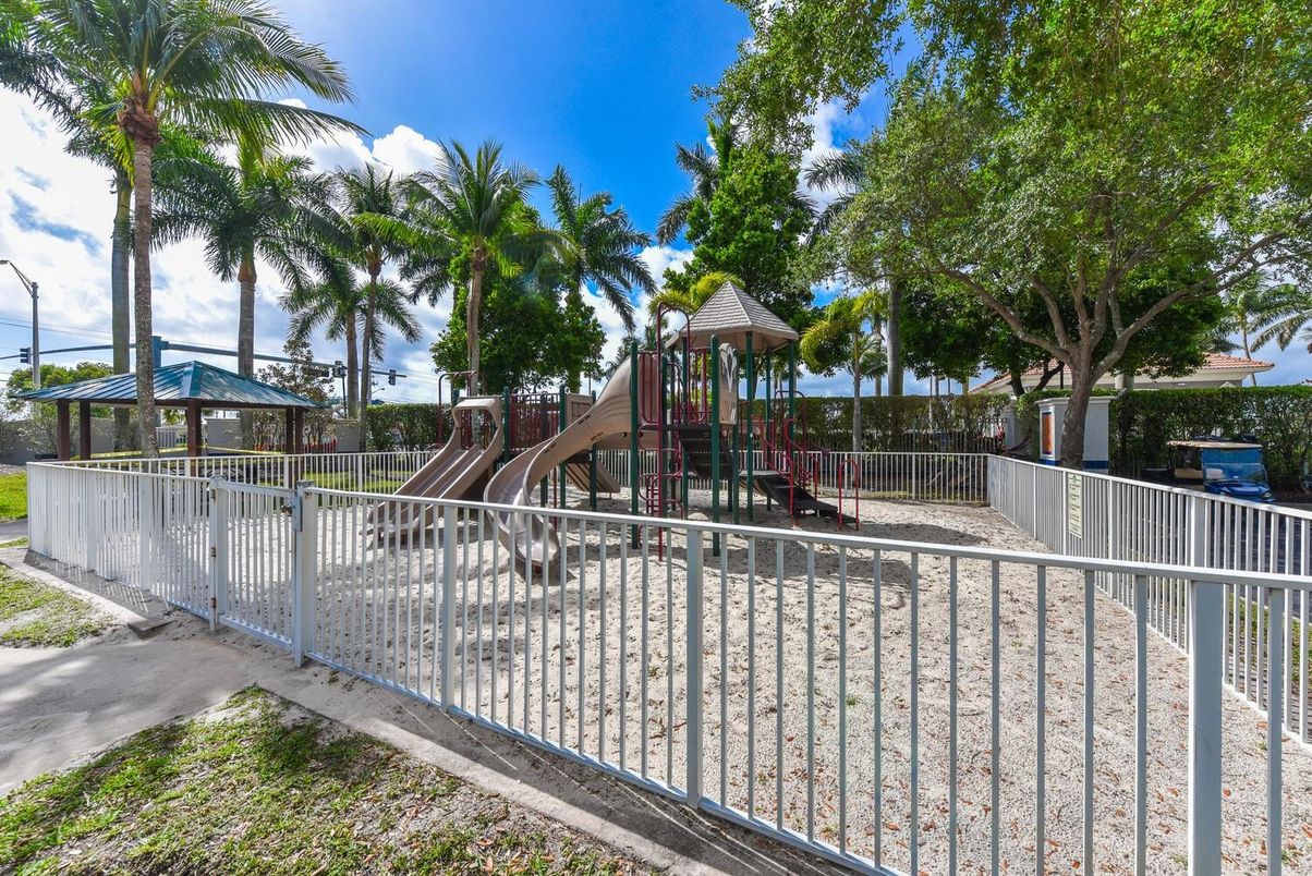 Exterior, Playground