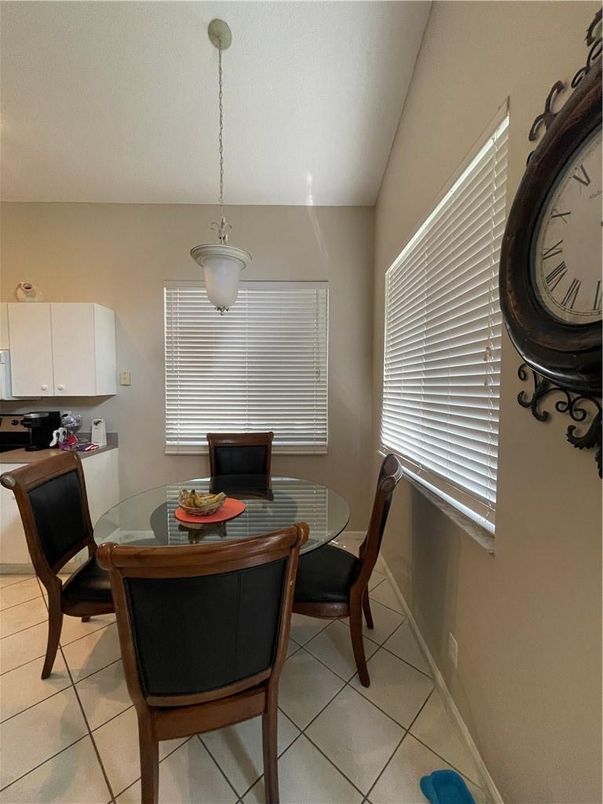 Dining room, Interior, Pendant Lights
