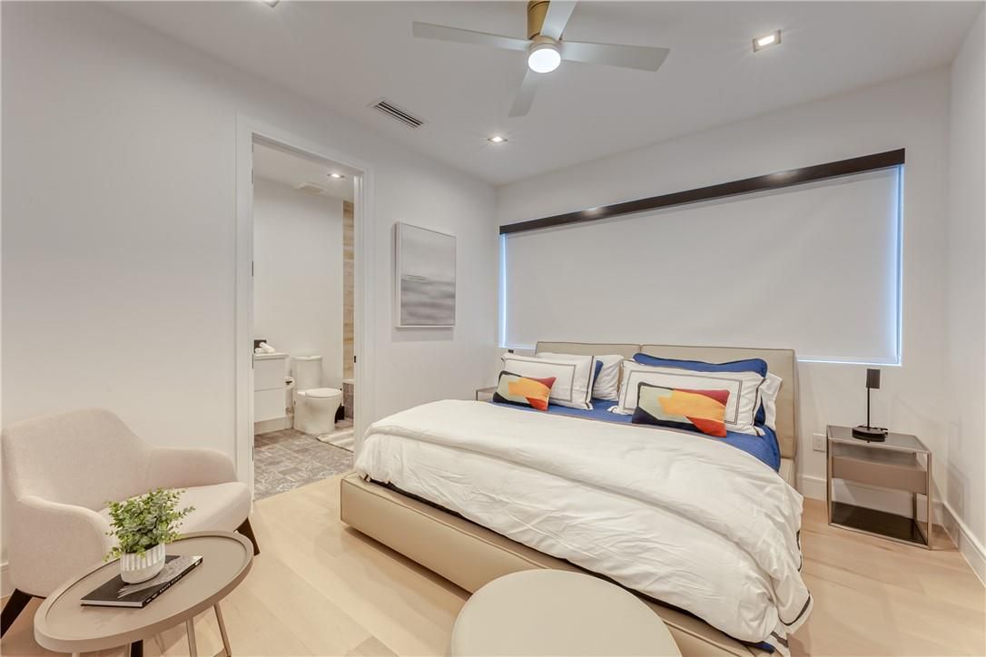 Bathroom, Bedroom, Interior, Recessed Lighting, Wood Texture Flooring