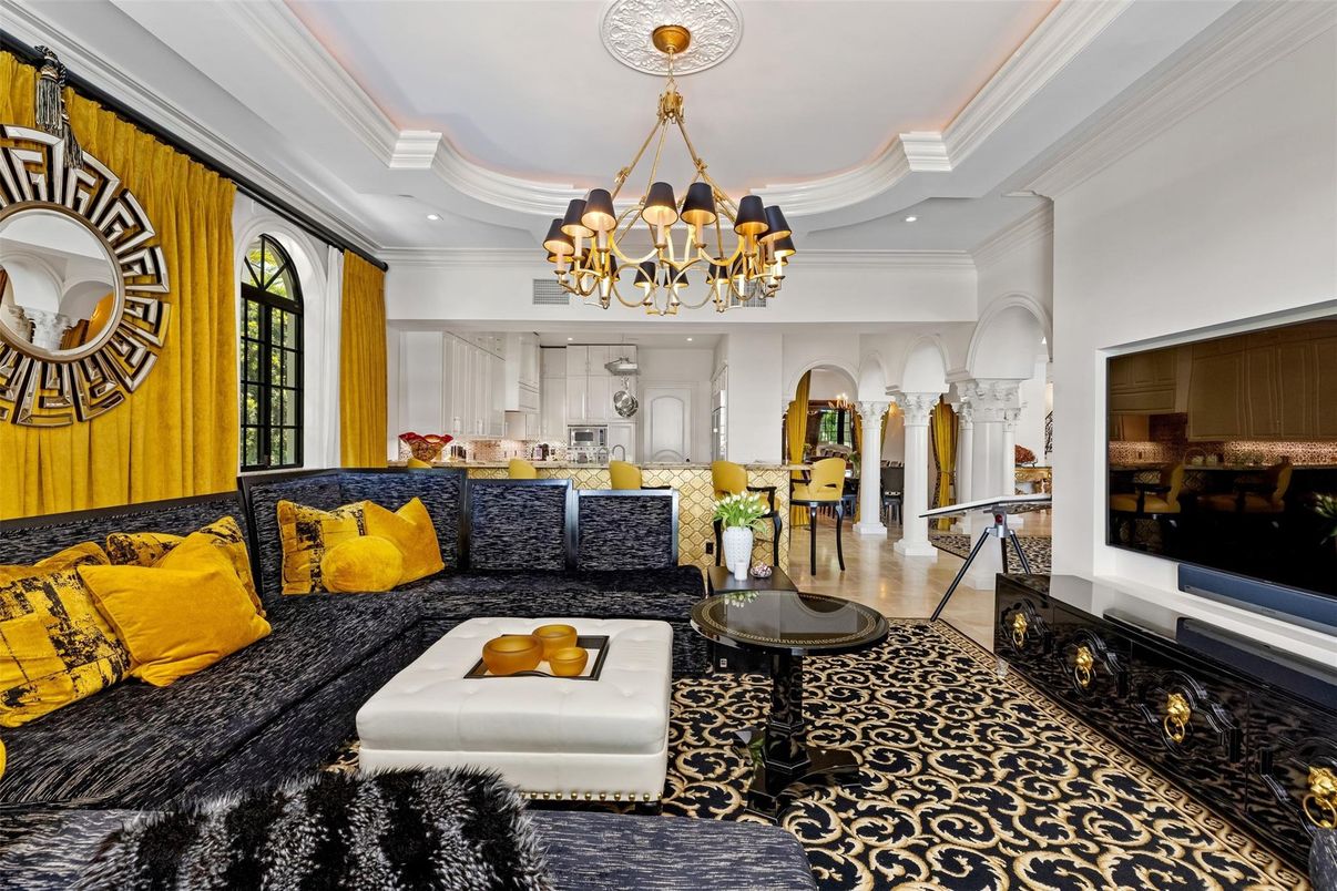 Chandelier, Interior, Living room, Recessed Lighting