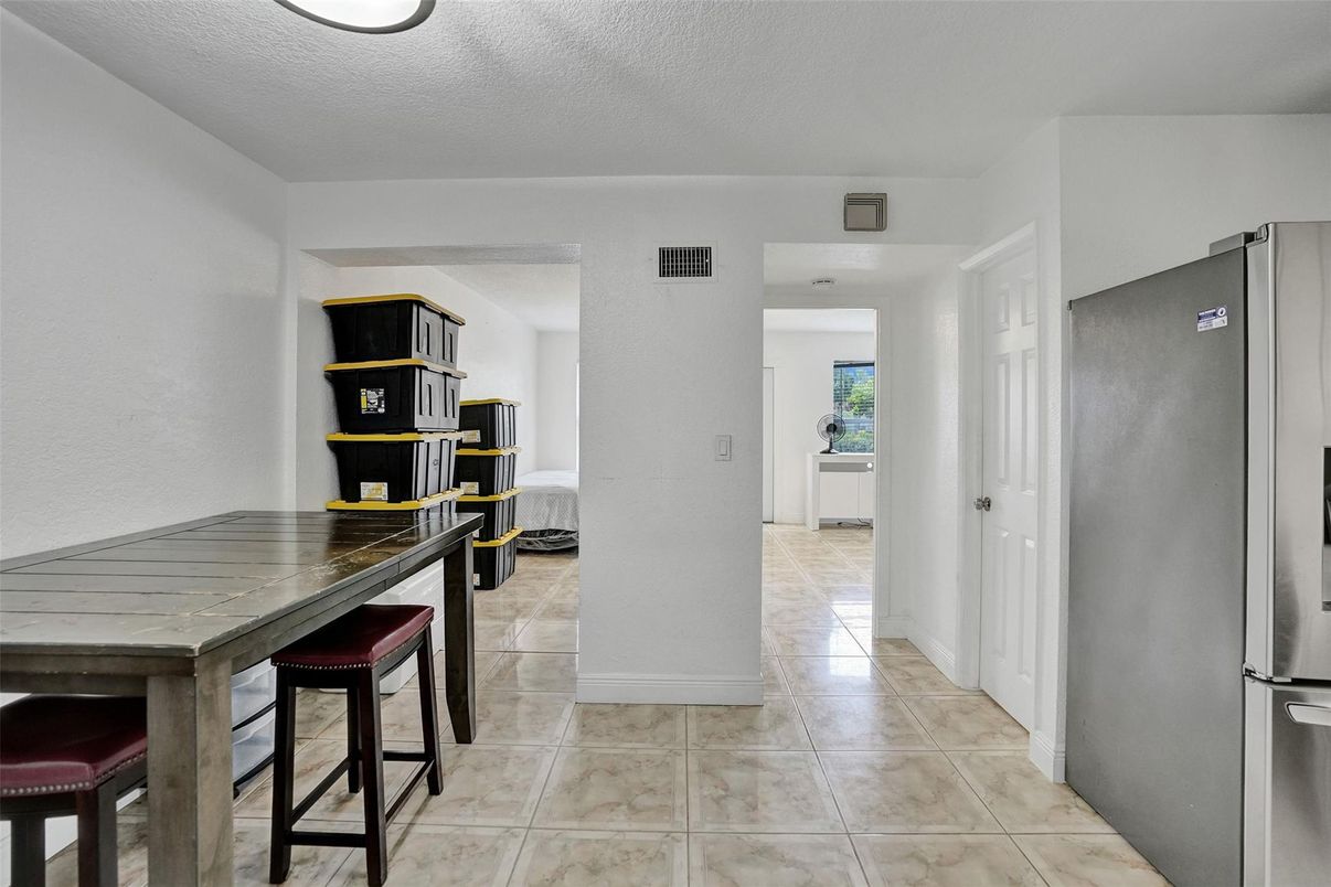 Dining room, Interior