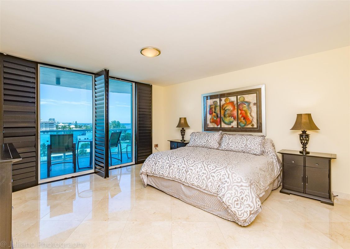 Bedroom, Interior, Water
