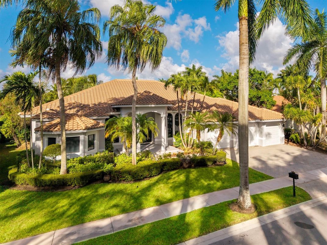 Attached, Backyard, Exterior, Facade, Mediterranean