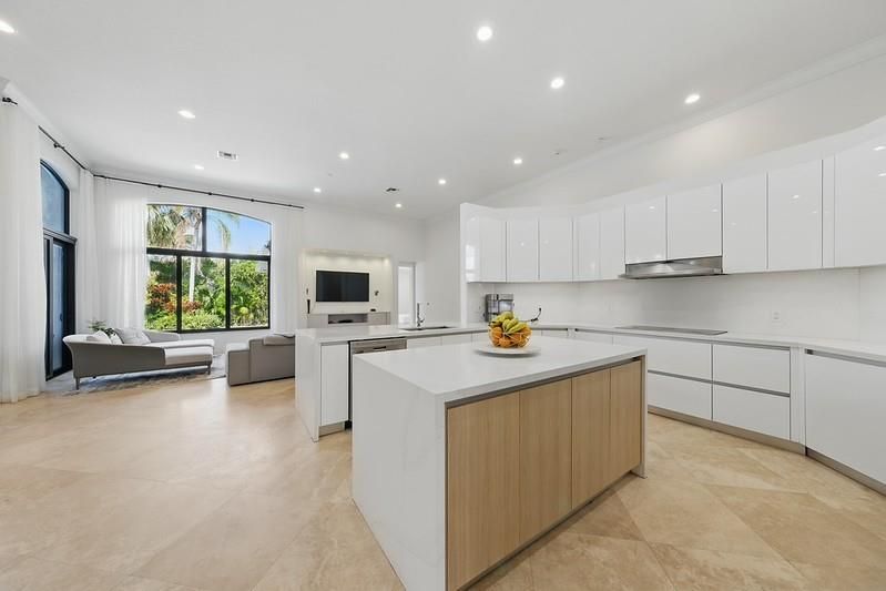 Interior, Kitchen, Living room, Recessed Lighting, Stainless Steel Appliances