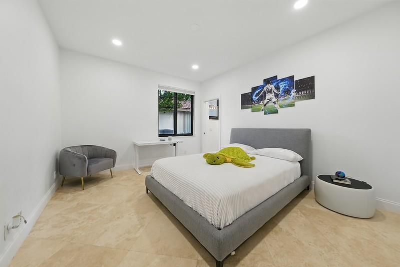Bedroom, Interior, Recessed Lighting