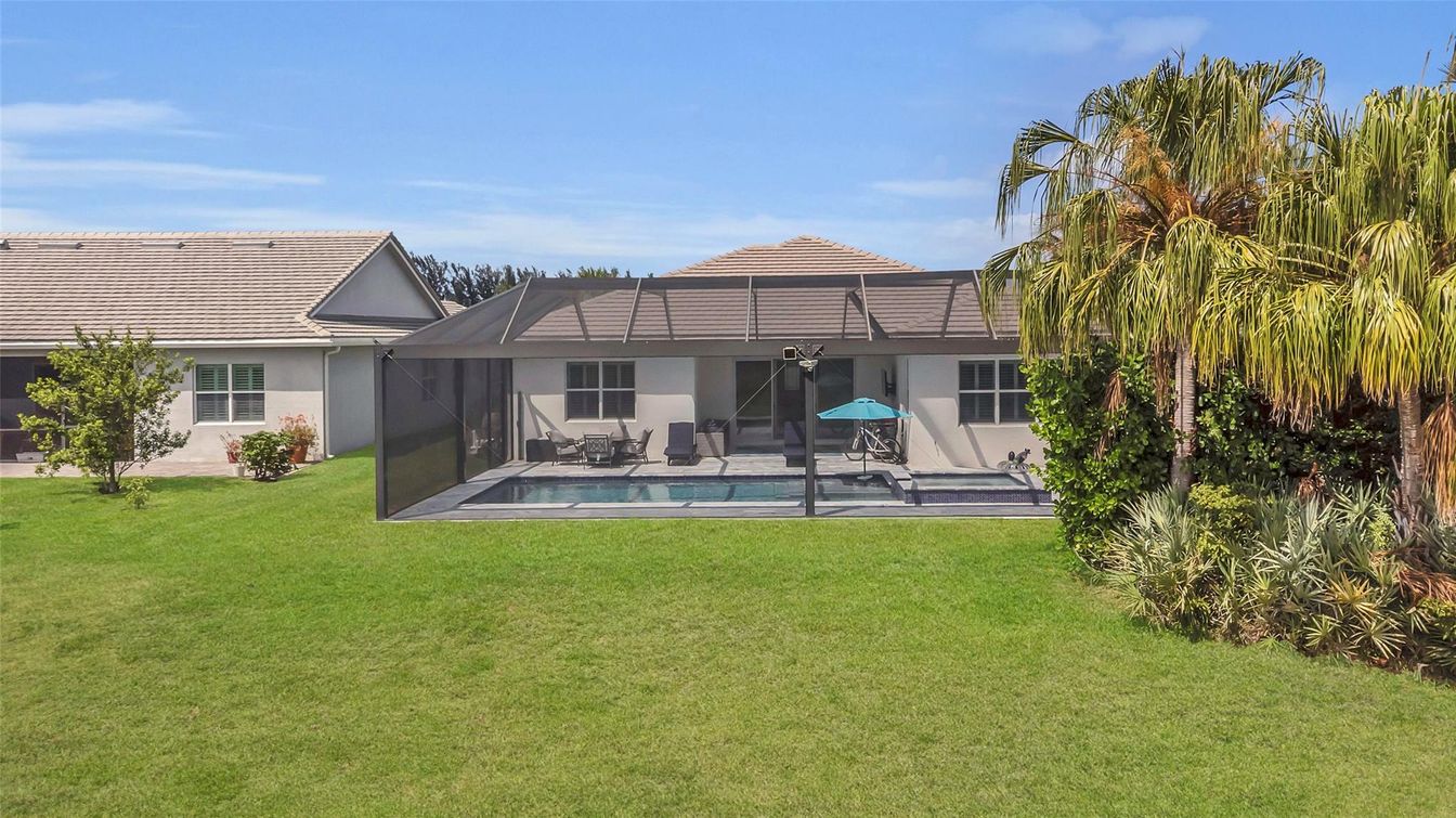 Backyard, Exterior, Pool