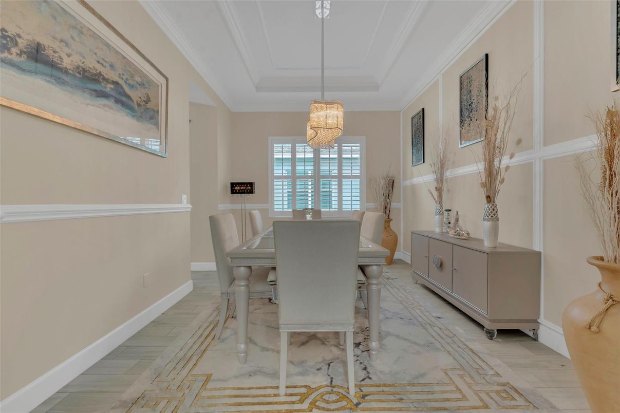 Chandelier, Dining room, Interior, Marble