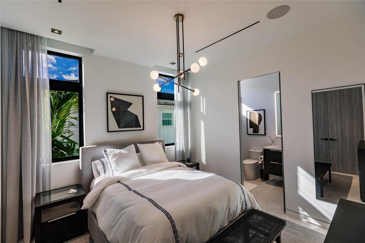 Bathroom, Bedroom, Interior, Pendant Lights