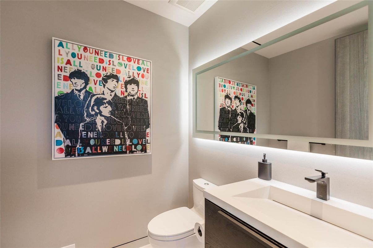 Bathroom, Interior