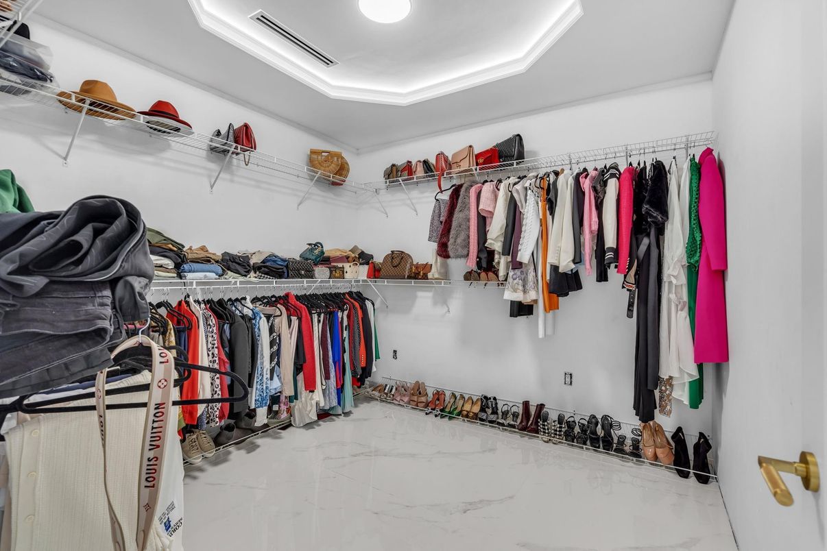 Interior, Marble, Walk-in Closets