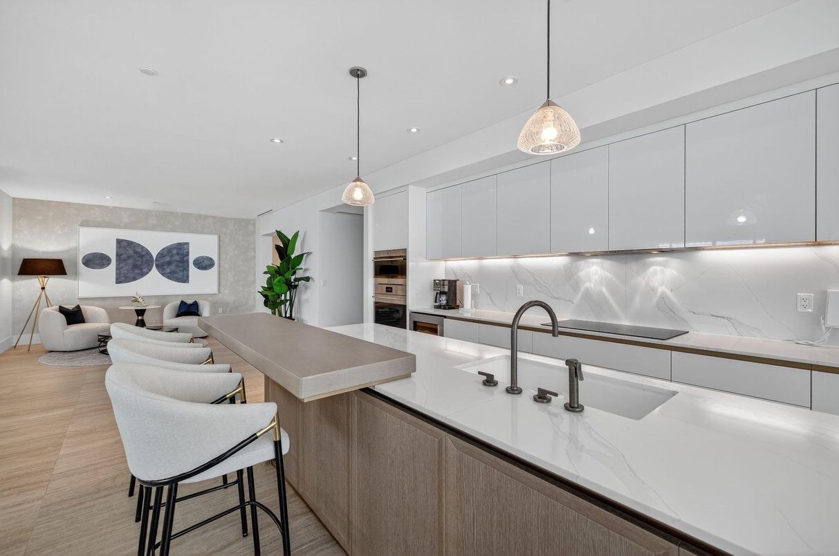 Interior, Kitchen, Living room, Pendant Lights, Recessed Lighting, Stainless Steel Appliances, Wood Texture Flooring