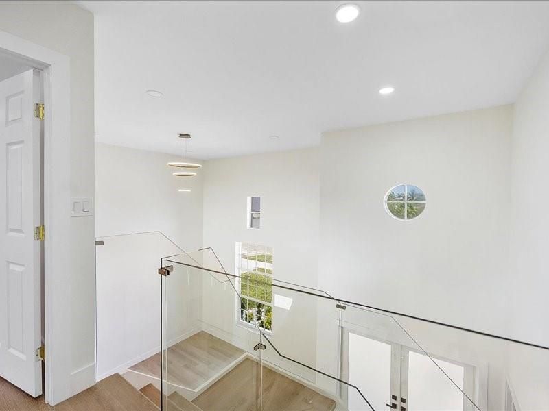 Interior, Pendant Lights, Recessed Lighting, Wood Texture Flooring
