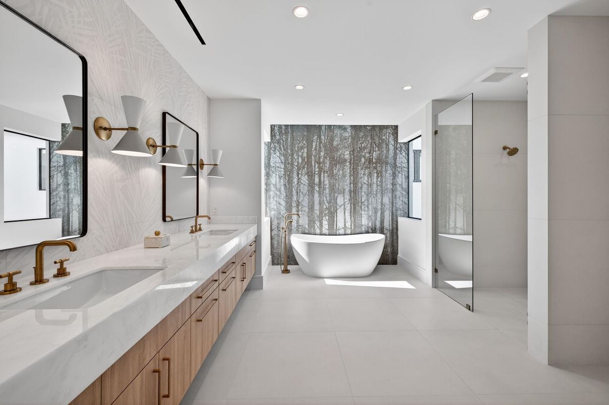 Bathroom, Dual Sink Vanities, Free Standing Baths, Glass Shower, Interior, Recessed Lighting