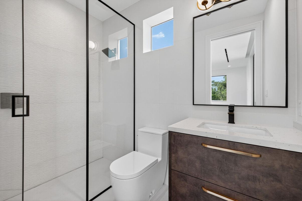Bathroom, Glass Shower, Interior