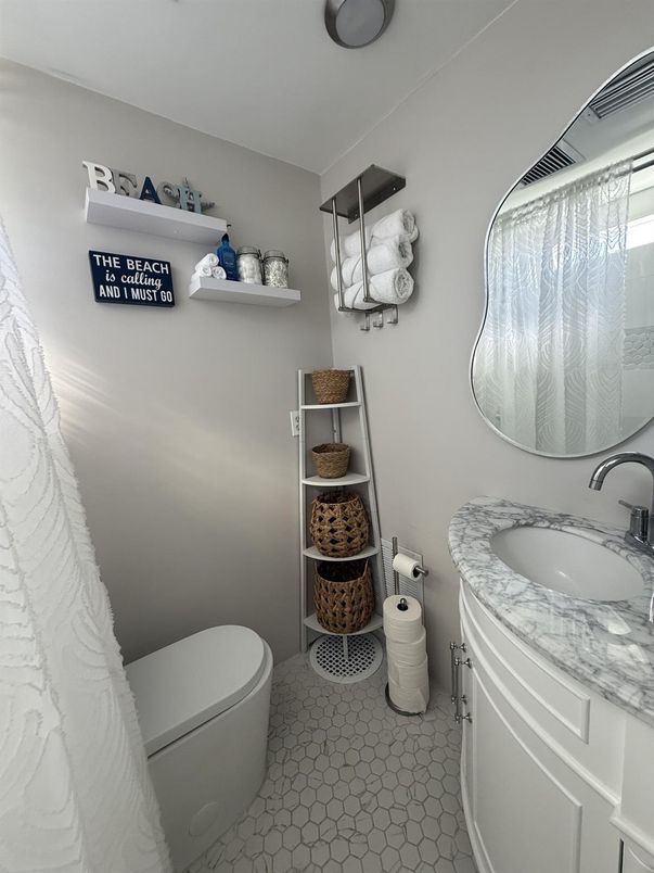 Bathroom, Interior
