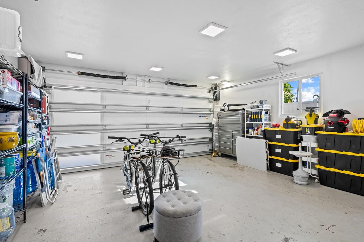 Garage, Interior, Recessed Lighting