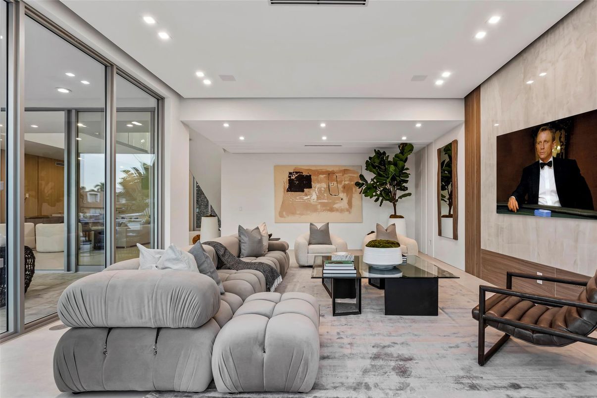 Interior, Living room, Recessed Lighting