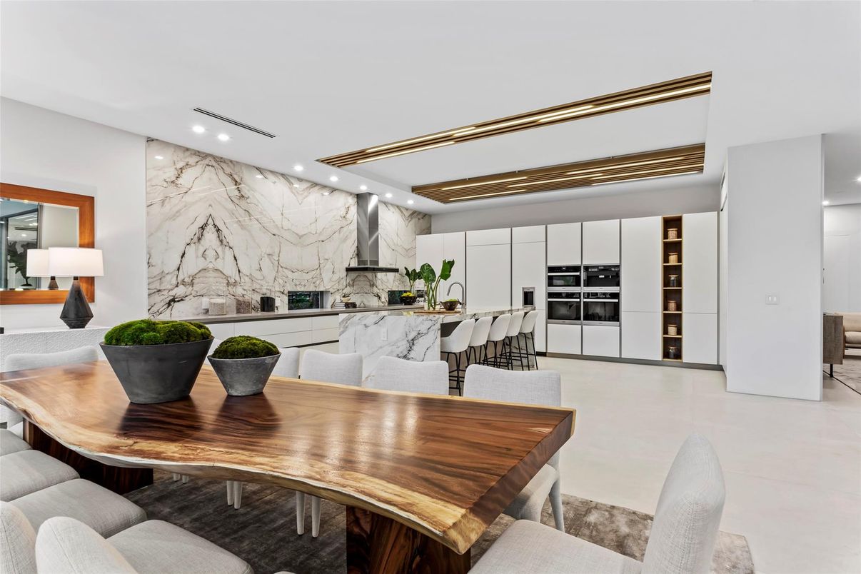 Dining room, Interior, Kitchen, Marble Walls, Recessed Lighting, Stainless Steel Appliances